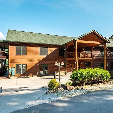 Hickory Ridge By Avantstay Incredible Private Elevated Cabin Sleeps 20 Гатлинбург Экстерьер фото