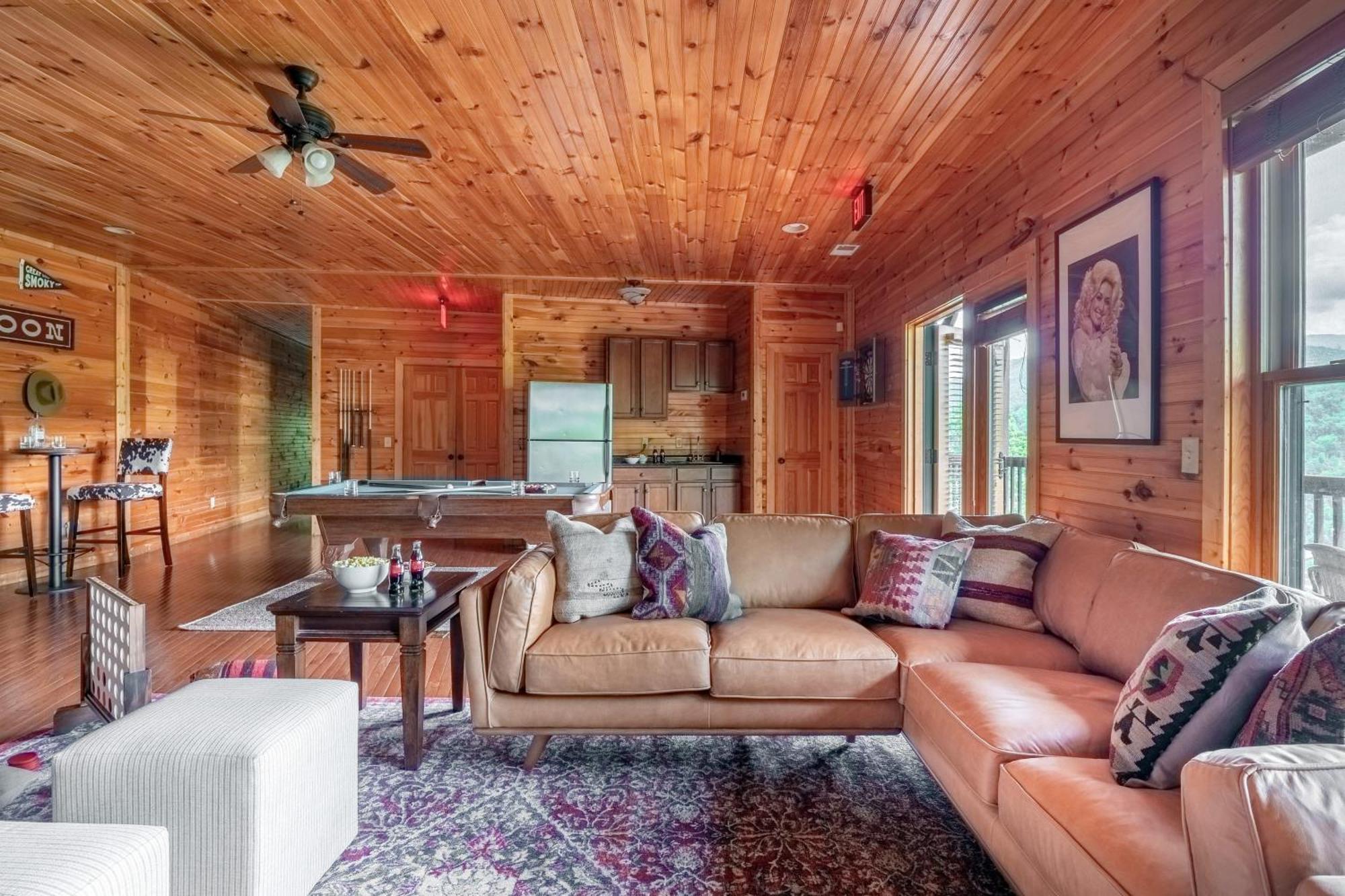 Hickory Ridge By Avantstay Incredible Private Elevated Cabin Sleeps 20 Гатлинбург Экстерьер фото